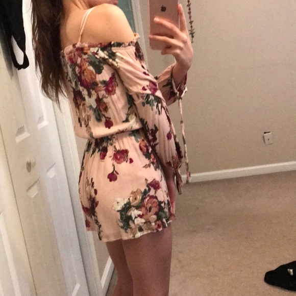 Floral Romper - Picture 2 of 4